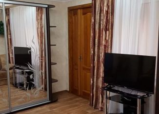 Сдам 2-комнатную квартиру, 40 м2, Евпатория, Колхозный переулок, 8