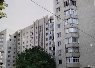 Сдается в аренду четырехкомнатная квартира, 85.7 м2, Ставрополь, улица Васильева, 51, Промышленный район