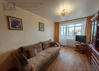 Продажа 3-ком. квартиры, 60 м2, Новосибирск, улица Герцена, 10, Кировский район