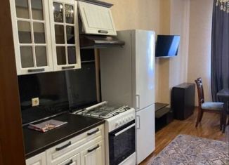 1-ком. квартира в аренду, 50 м2, Дагестан, улица Юсупова, 53