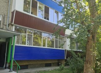 Продам 3-комнатную квартиру, 58 м2, Саяногорск, микрорайон Енисейский, 4