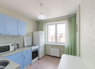 Продаю 2-ком. квартиру, 52 м2, Казань, Чистопольская улица, 14