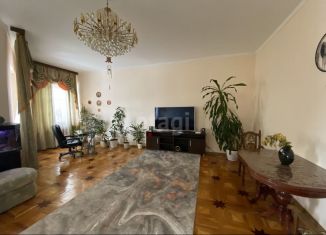 Продается четырехкомнатная квартира, 176.5 м2, Красноярский край, улица Академгородок, 22