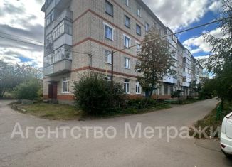 Продам 4-комнатную квартиру, 60.9 м2, Рузаевка, улица Титова, 1А