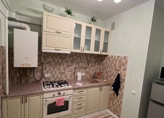 2-ком. квартира на продажу, 61 м2, Евпатория, улица 9 Мая, 90