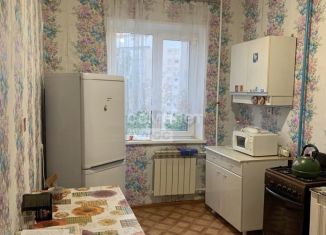 Продаю 2-ком. квартиру, 59.6 м2, Астраханская область, улица Аксакова, 14к2