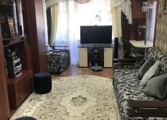 Продается 2-ком. квартира, 44 м2, Бугульма, улица Карла Маркса, 16