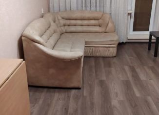 Сдаю 1-ком. квартиру, 35 м2, Петрозаводск, улица Генерала Фролова, 14