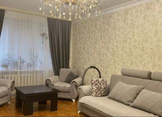 Продам 3-ком. квартиру, 62 м2, Кабардино-Балкариия, улица Щаденко, 30