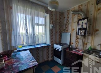 Продам 3-комнатную квартиру, 49.2 м2, посёлок городского типа Мирный, Школьная улица, 5