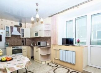 Сдается в аренду 1-ком. квартира, 50 м2, Тюмень, Пролетарская улица, 109