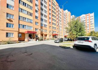 Продам трехкомнатную квартиру, 75 м2, Пенза, улица Антонова, 24