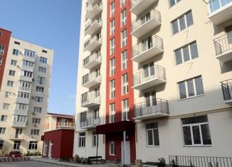 Продам 1-комнатную квартиру, 36 м2, Евпатория, улица Чапаева, 99