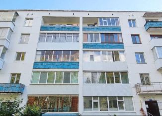 Продам 4-ком. квартиру, 93.2 м2, Республика Башкортостан, улица Менделеева, 150/3