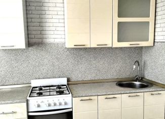 Сдается в аренду 2-ком. квартира, 52 м2, Сыктывкар, район Орбита, Октябрьский проспект, 178