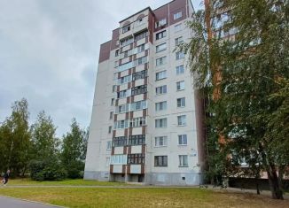 Продается 1-комнатная квартира, 33 м2, Псков, Юбилейная улица, 93А