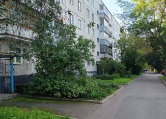 Продажа 2-ком. квартиры, 42 м2, Тихвин, 4-й микрорайон, 20