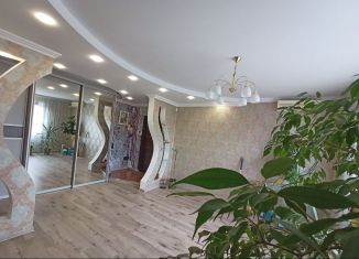 Продажа 4-комнатной квартиры, 79 м2, Ленинск-Кузнецкий, улица Суворова, 9