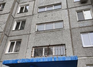 Продается 2-комнатная квартира, 54 м2, Омск, Заозёрная улица, 22, Советский округ