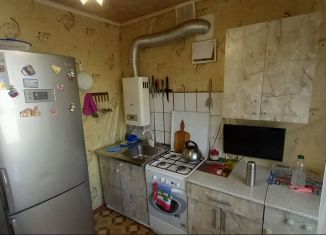 Сдаю в аренду 3-ком. квартиру, 56 м2, Ефремов, улица Строителей, 35