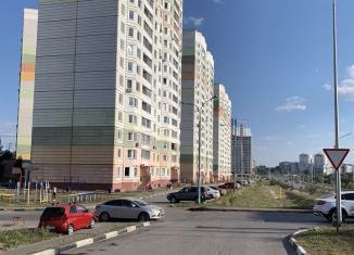 Продажа 1-ком. квартиры, 43 м2, Тульская область, улица Хворостухина