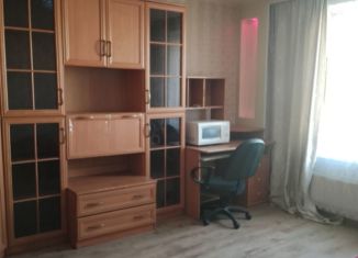 Сдаю в аренду 2-ком. квартиру, 45 м2, Москва, Большая Очаковская улица, 47, метро Говорово