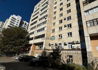 Продается 1-ком. квартира, 37.3 м2, Уфа, Октябрьский район, улица Энтузиастов, 6