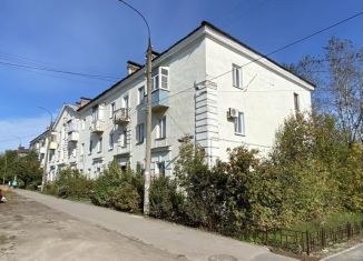 Продается 2-комнатная квартира, 47 м2, Нижегородская область, улица Дзержинского, 74