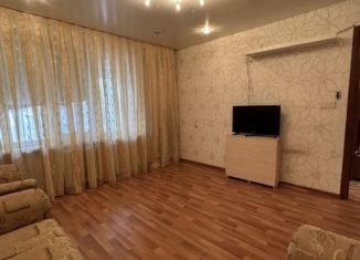 Сдаю 2-ком. квартиру, 42 м2, Татарстан, 56-й комплекс, 19