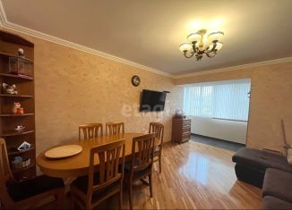 Продам трехкомнатную квартиру, 85 м2, Майкоп, улица Юннатов, 5к2