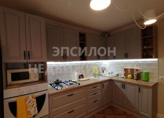 Продаю двухкомнатную квартиру, 48.8 м2, Курская область, улица Парижской Коммуны, 71