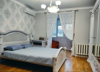 Продается пятикомнатная квартира, 120 м2, Тольятти, Ленинградская улица, 5