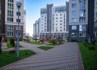 Продается 2-ком. квартира, 56.9 м2, Калининград, Суздальская улица, 15