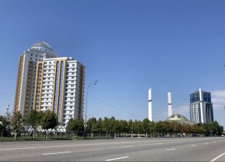 Продается 2-комнатная квартира, 77 м2, Аргун, улица Тельмана, 18