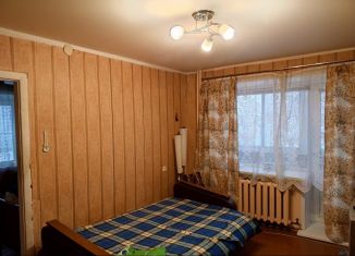 Сдается в аренду 3-ком. квартира, 50 м2, Родники, микрорайон Гагарина, 15