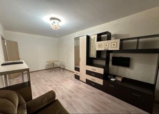 Сдам 2-ком. квартиру, 44 м2, Казань, улица Айдарова, 15