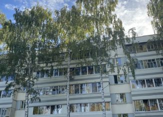 Продажа 3-комнатной квартиры, 60 м2, Набережные Челны, улица Шамиля Усманова, 115