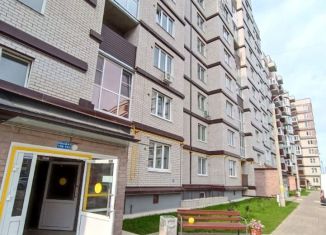 Продам 3-ком. квартиру, 88.7 м2, Псковская область, Балтийская улица, 18