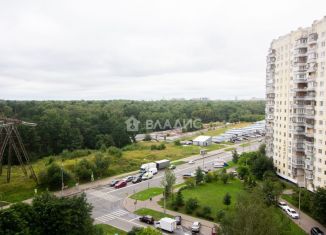 Продажа 2-ком. квартиры, 59.9 м2, Москва, Ангелов переулок, 13