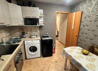 Продается двухкомнатная квартира, 51 м2, Белогорск, Дальняя улица, 18