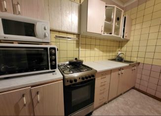 Аренда трехкомнатной квартиры, 58 м2, Таганрог, Октябрьская улица, 84