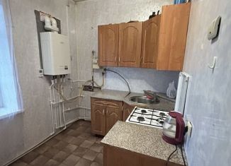 Сдается в аренду 1-ком. квартира, 30 м2, Сафоново, Коммунальная улица, 3