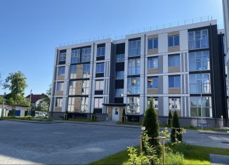 Продам 1-ком. квартиру, 33.3 м2, Калининград, улица Сержанта Мишина, 81к2