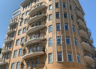 Продается 2-комнатная квартира, 85.6 м2, Ессентуки, Интернациональная улица, 10