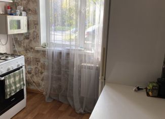 Сдам 2-ком. квартиру, 44 м2, Апатиты, улица Ферсмана, 13