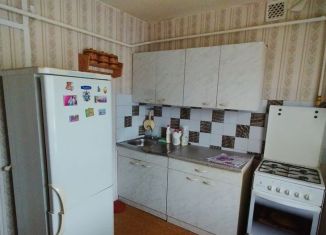 Продам 2-комнатную квартиру, 54 м2, посёлок Рощино, улица Ленина, 14