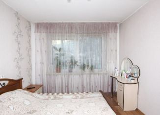 Продается 4-ком. квартира, 75.4 м2, Челябинск, улица Чичерина, 1