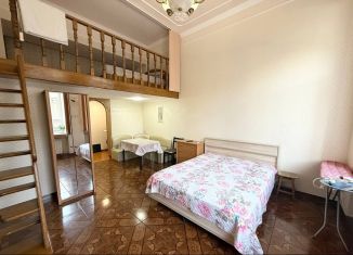 Продается однокомнатная квартира, 28.4 м2, Ялта, улица Игнатенко, 3