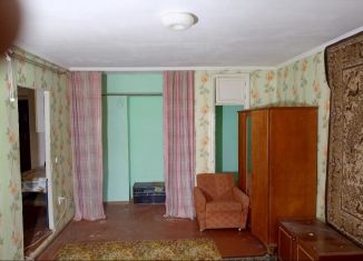 Продажа трехкомнатной квартиры, 46.6 м2, посёлок городского типа Гвардейское, Каштановый квартал, 4