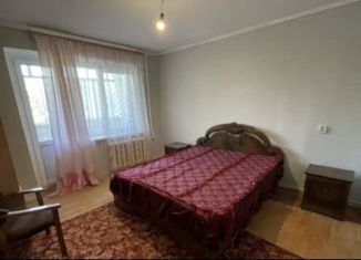 Сдаю 2-ком. квартиру, 52 м2, Ростов-на-Дону, Орбитальная улица, 78